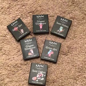 3/15!🌸Set of 6 NYX eyeshadows!